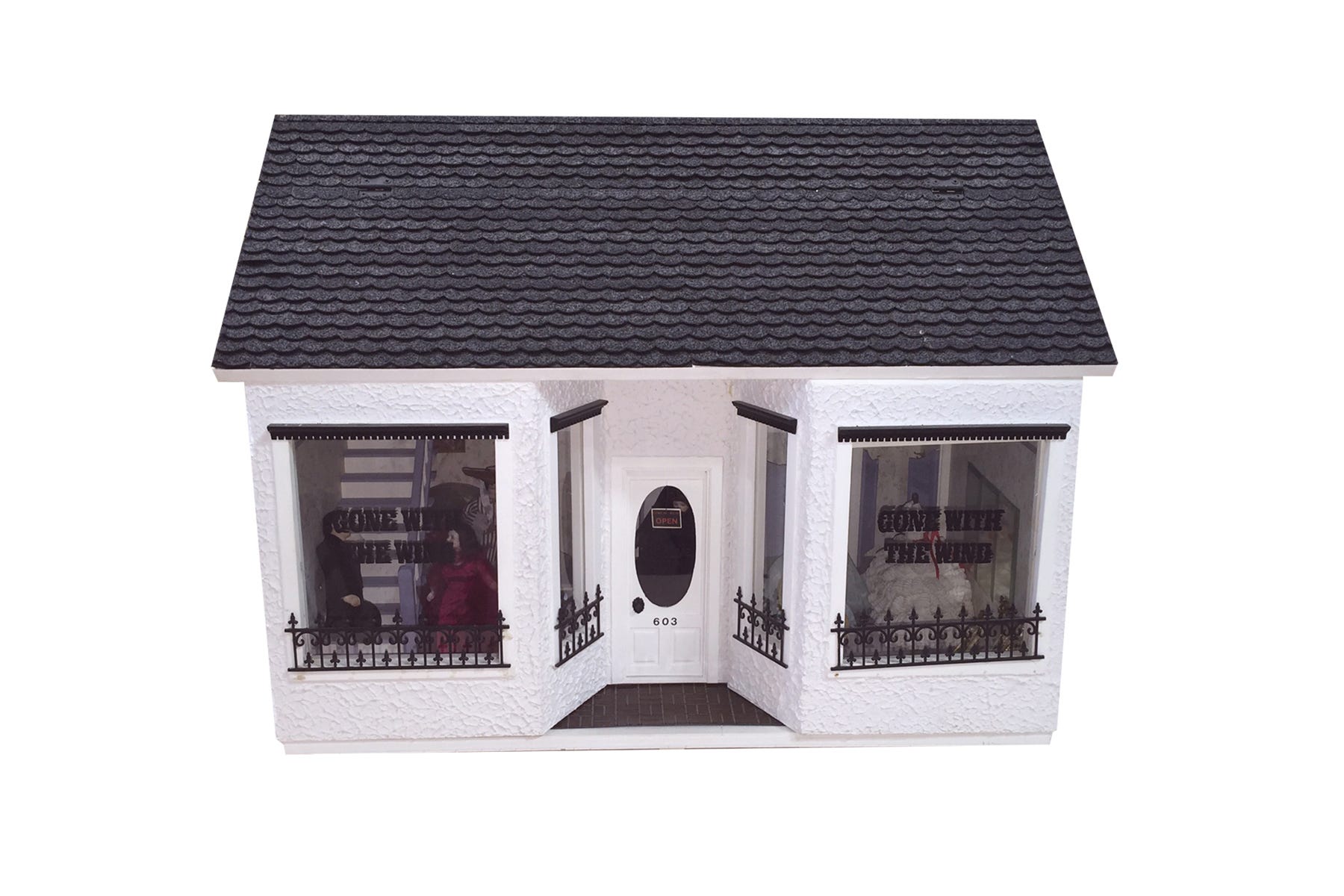 doll houses with accessories